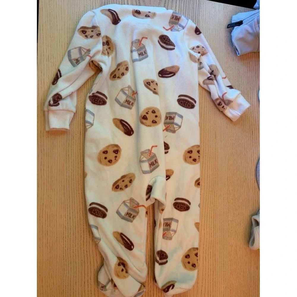 Carters Child of Mine Baby Fleece Footed Sleeper Cookies and Milk White 3-6M